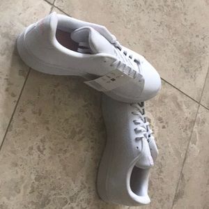 BRAND NEW ADIDAS TENNIS SHOES